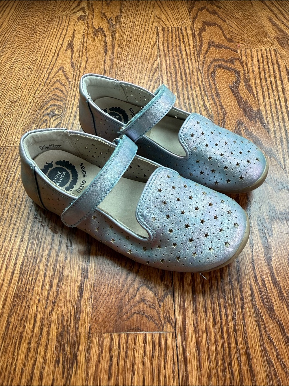 Livie & Luca Iridescent Star Mary Jane’s Sz 11